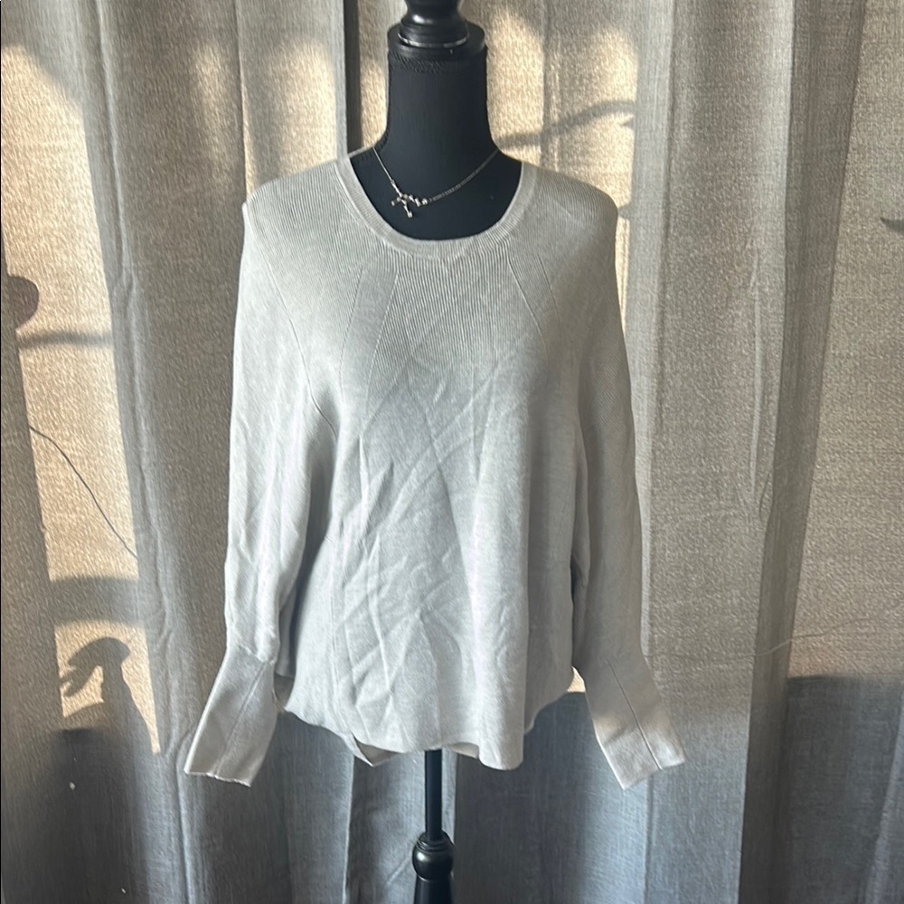 Club Monaco Gray Crew Neck Sweater with Heathered Texture